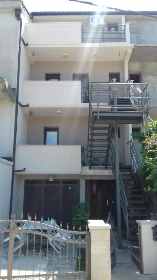 Apartmani Ivkovic+ Trebinje Exterior photo