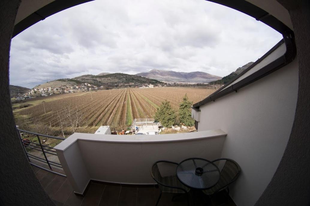 Apartmani Ivkovic+ Trebinje Exterior photo